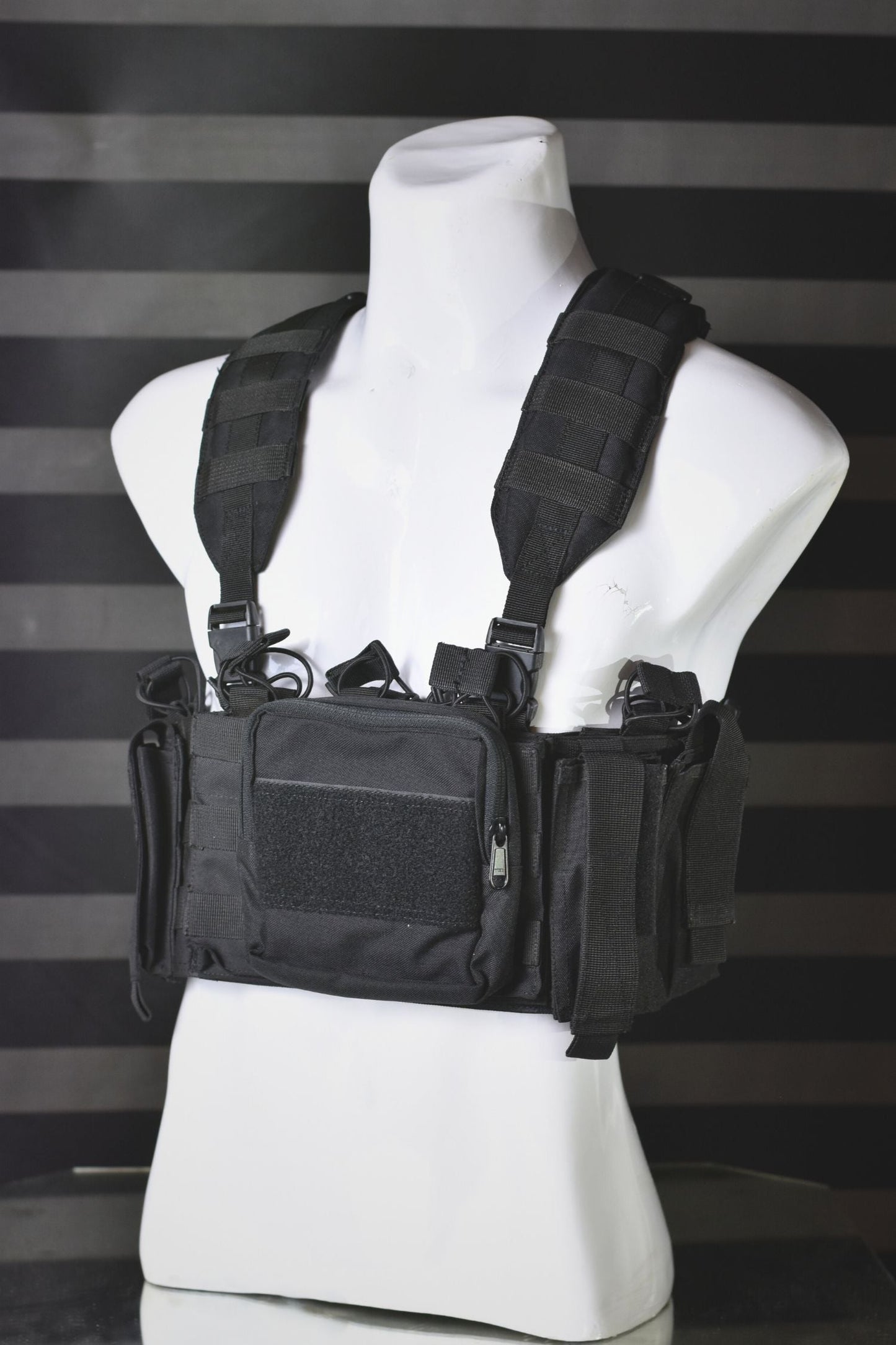 (20 chest Rigs) Raider Chest Rig Black