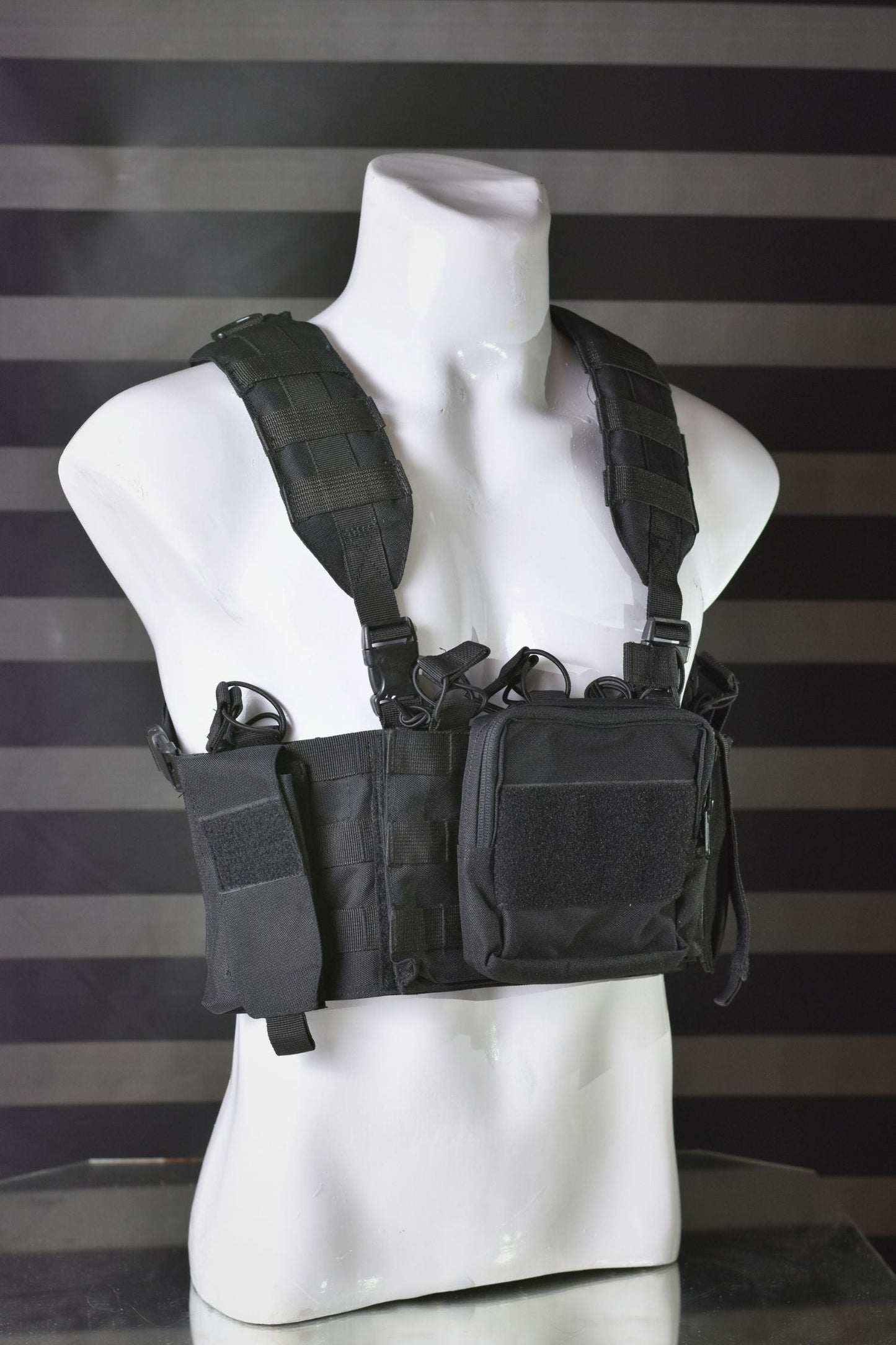 (20 chest Rigs) Raider Chest Rig Black